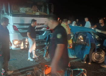 Kahramanmaraş'ta TIR'la otomobil çarpıştı; 3 kişi öldü