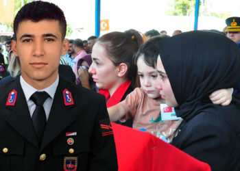 Kaza şehidi Uzman Çavuş Yücel Yeşil toprağa verildi