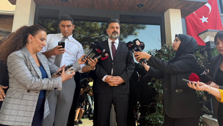 Kurultay davasıyla hiçbir ilgimiz yok