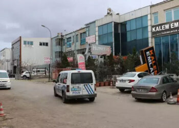 Köpeklere ekmek verme tartışmasında esnafı öldüren sanığa 32 yıl hapis