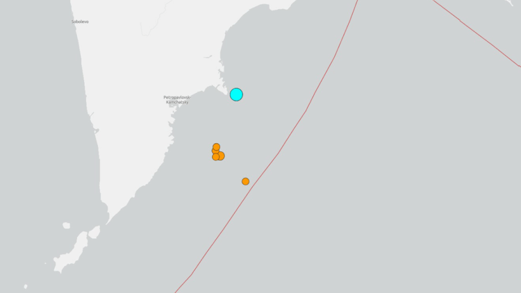 Kamçatka açıklarında 7.4 büyüklüğünde deprem