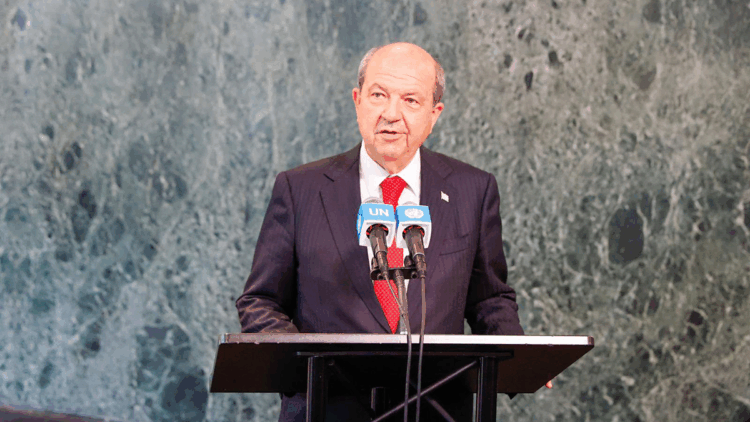 Kıbrıs'ın iki halkının iş birliği kültürü oluşturması gerekiyor