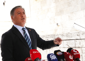 Komisyon giderek anlamsızlaşmaktadır