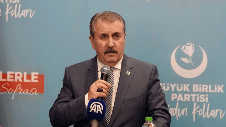 Komisyondan bir heyetin İmralı ile görüşmesini doğru bulmuyoruz