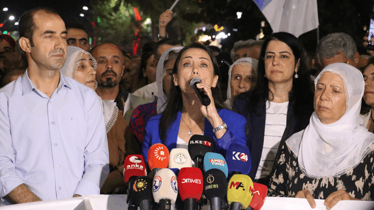 Komisyonun çalışmalarını kıymetli buluyoruz