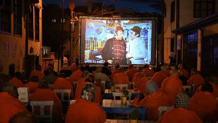Konya'da huzurevinde kalanlara nostalji sürprizi