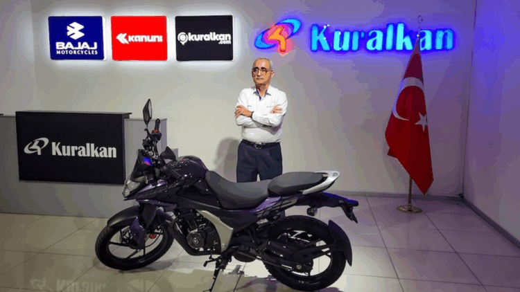 Kuralkan, Bajaj'ın yeni nesil motosiklet modelini Türkiye'ye getirdi