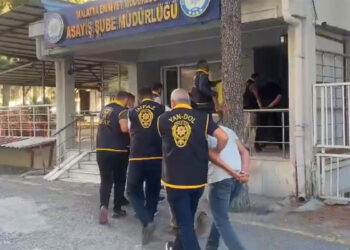 Malatya'da büyücü operasyonu; 7 gözaltı