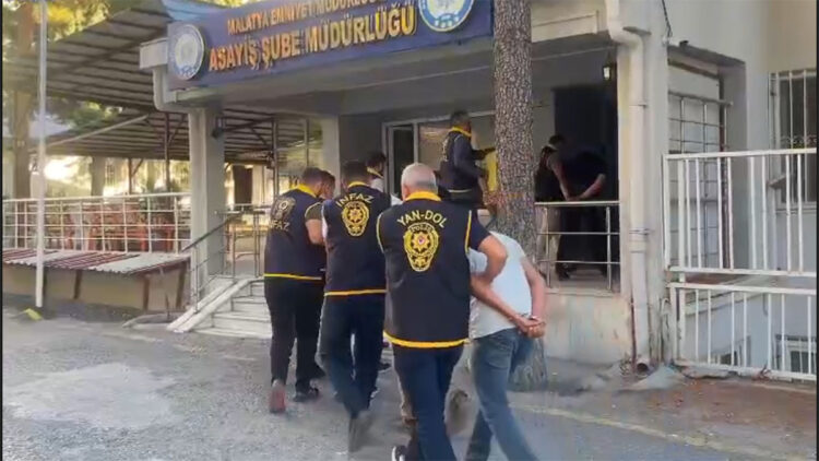 Malatya'da büyücü operasyonu; 7 gözaltı