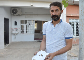 6 yorgun merminin isabet ettiği evin sahibi korkuyla yaşıyor