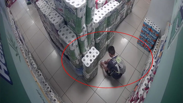 Marketteki kağıt havluları tutuşturan 10 yaşındaki çocuk devlet korumasına alındı