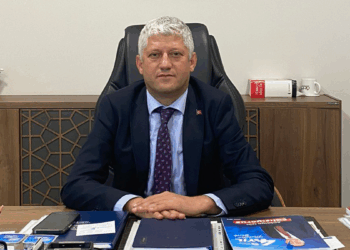 Mahkeme başkanından savunma yapan sanığa 'küfür' uyarısı