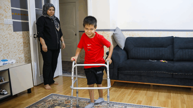 Mert’in ailesi, hastalığına teşhis konulmasını istiyor