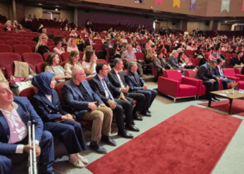 Muş’ta Uluslararası Katılımla Onkoloji Günleri başladı