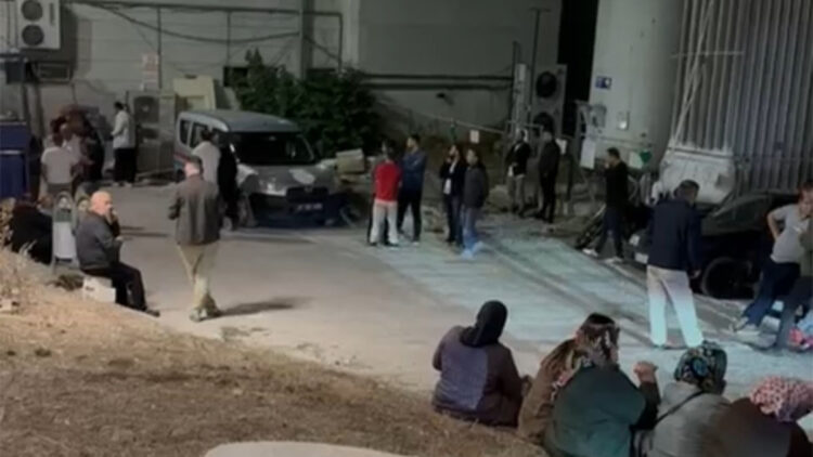 Oynadığı balonları kafasına geçiren çocuk boğuldu