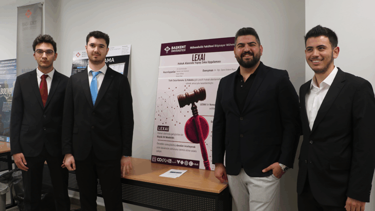 Öğrencilerden, dava sonuçlarını öngören yapay zeka sistemi