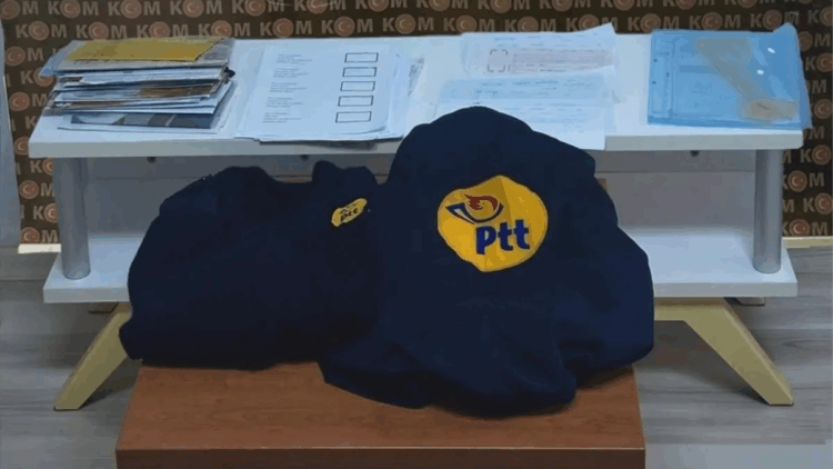 PTT görevlisi kıyafeti giyip dolandırıcılık yapan şüpheliye gözaltı