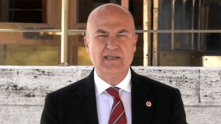 Polis Özel Harekat Daire Başkanlığı'nda olan bitene sessiz kalıyorsun