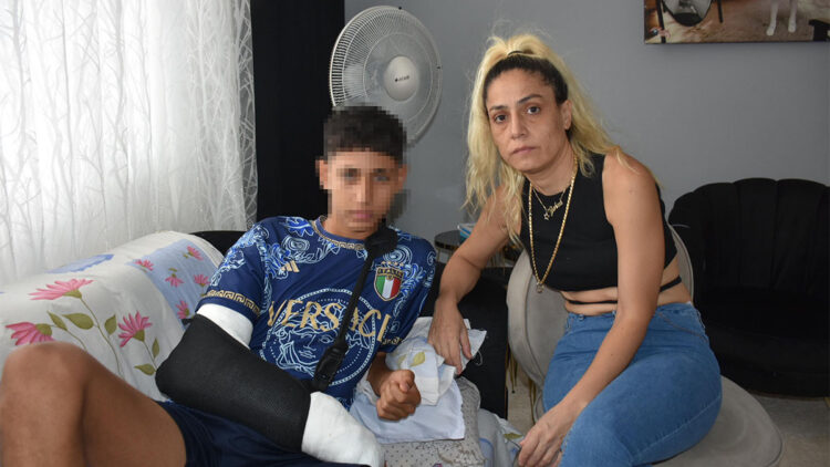 Böyle şaka olmaz; Şaka olsun diye pencereden sarkıtıldı