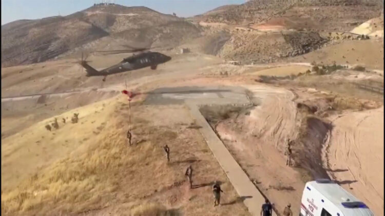 Yaralanan işçi, jandarma helikopteriyle hastaneye kaldırıldı