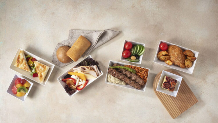 SunExpress menüsüne Adana kebabı ekledi