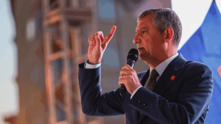 Sarayın kayyımına İstanbul'u teslim etmeyeceğiz