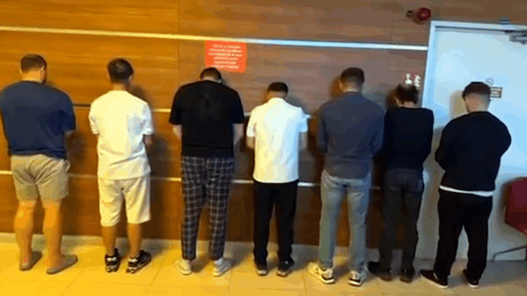 Şehit ailesini dolandıran 11 şüpheli yakalandı