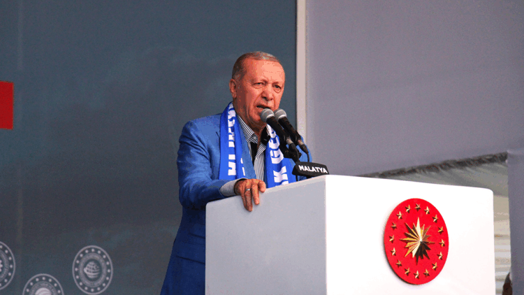 Şehitlerimizin ruhunu incitecek hiçbir işin içinde olmadık