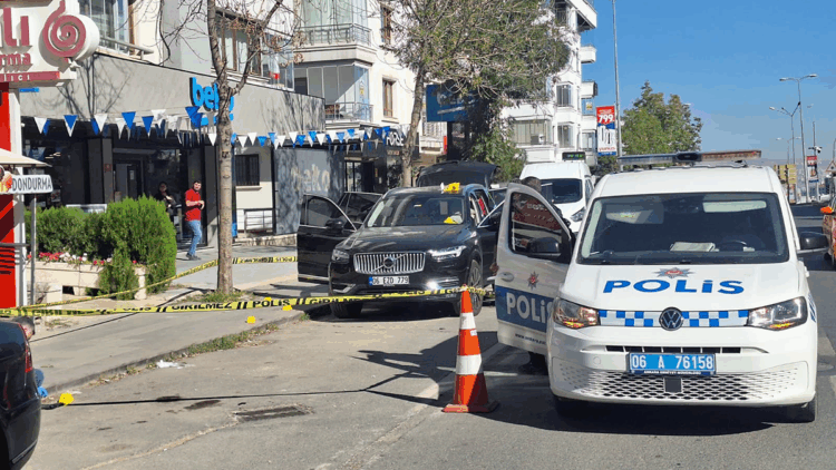 Şoförü tarafından tabancayla vurulan iş insanı yaralandı