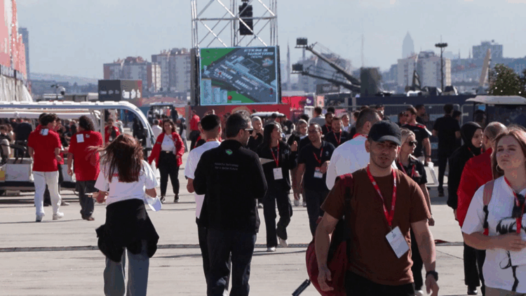TEKNOFEST İstanbul'a ikinci gününde ziyaretçi akını