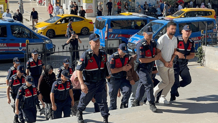 Tabancayla vurulmuş halde bulundu; eşi, 2 oğlu ve yengesi gözaltında