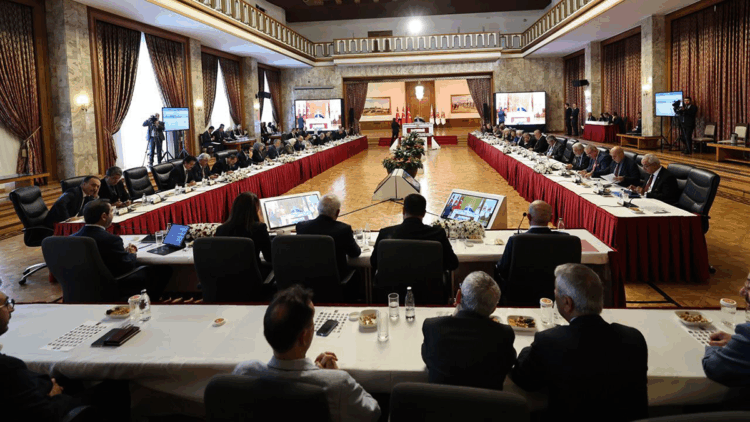 'Terörsüz Türkiye' komisyonu düşünce kuruluşlarını dinleyecek