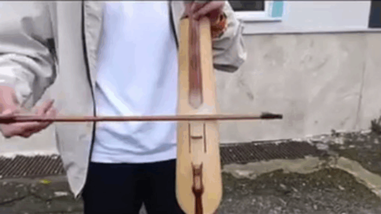 Trabzon'da okula kemençe ve türkülü başlangıç