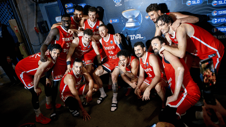 Türkiye’nin tarihi Yunanistan galibiyeti Avrupa basının geniş yer buldu