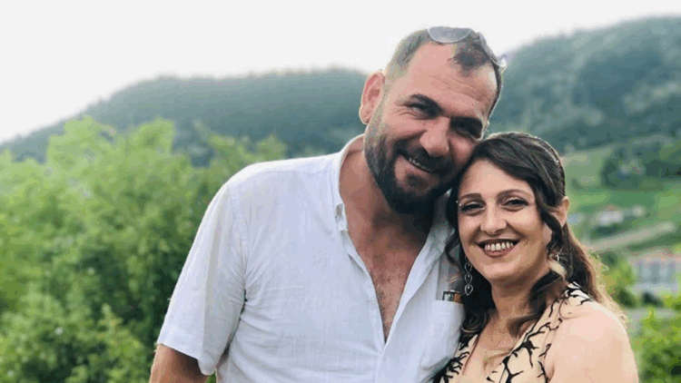 Uçuruma yuvarlanan kamyondaki çift hayatını kaybetti