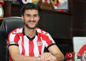 Sivasspor, Yusuf Cihat Çelik ile anlaşmaya vardı