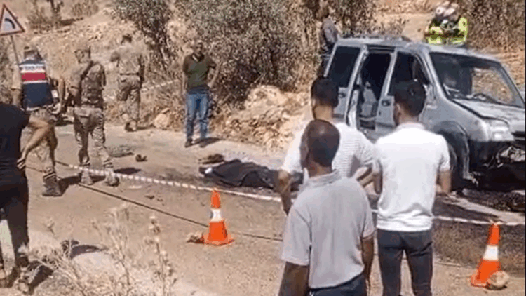 Yan yatan hafif ticari aracın altında kalan liseli Zeynep, öldü