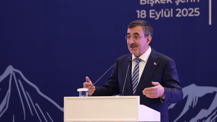 Yılmaz, Kırgızistan-Türkiye İş Forumu'na katıldı