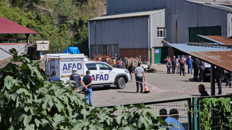 Zonguldak'ta maden ocağında göçük; 2 işçi mahsur
