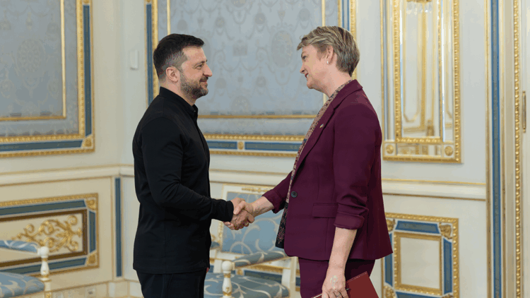 Zelenskiy, İngiltere Dışişleri Bakanı Cooper ile görüştü