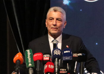 Türkiye ekonomisi zorluklara rağmen büyümeye devam ediyor