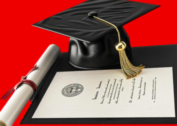 E-imza ile sahte diploma davasında karar