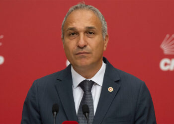 Ek ders ücreti karşılığında çalışan öğretmenlerle ilgili soru önergesi verildi