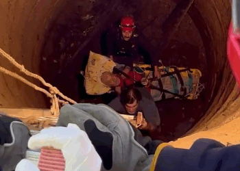 12 metrelik kuyudan itfaiyenin müdahalesiyle kurtarıldı