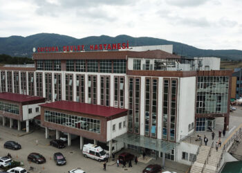 16 yaşındaki çocuk doğum yaptı