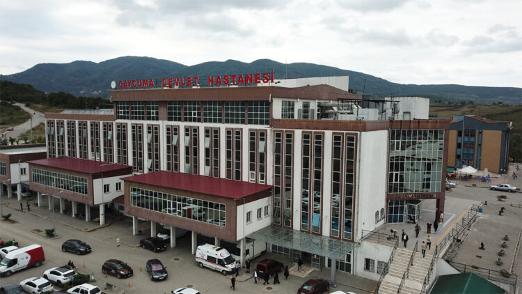 16 yaşındaki çocuk doğum yaptı