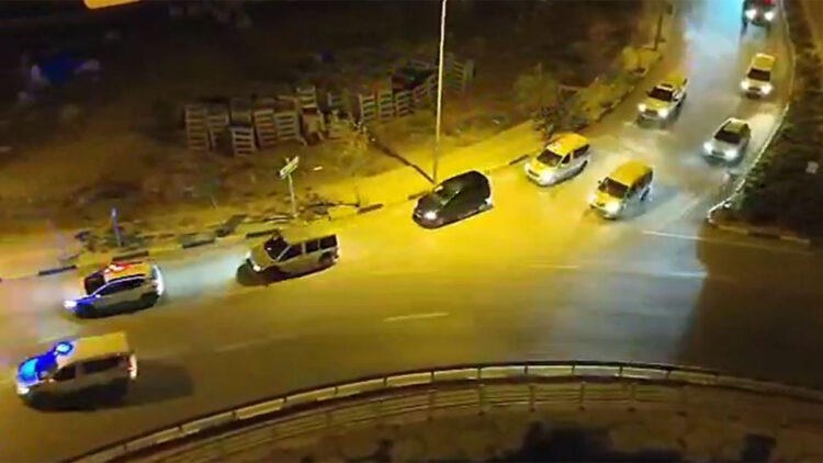 2 ildeki göçmen kaçakçılığı operasyonunda 10 tutuklama