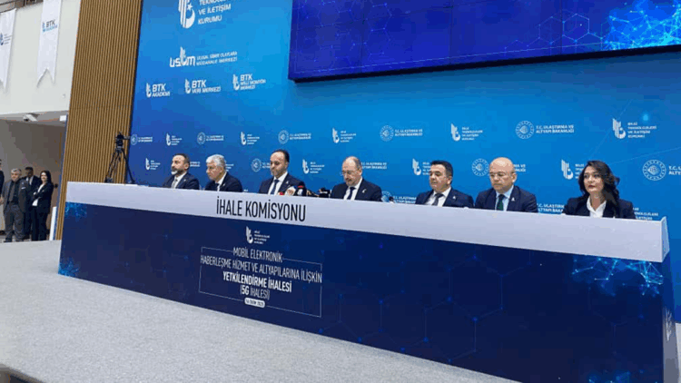 5G ihalesi için teklifler verildi