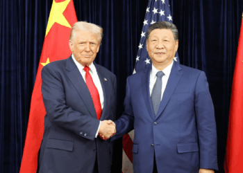ABD Başkanı Trump ile Çin Devlet Başkanı Şi, Güney Kore'de bir araya geldi