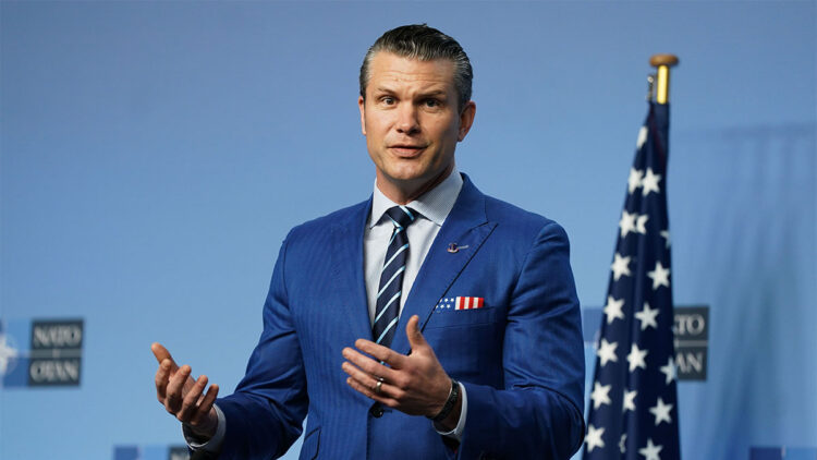 Pete Hegseth'in uçağı acil iniş yaptı